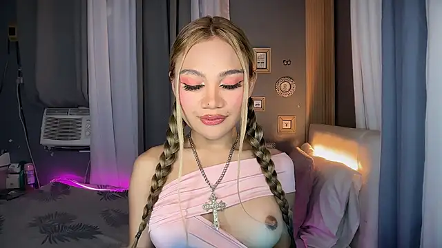 Tsfoxyangelx online show from 04.13.26