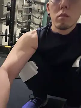 ippei0001 online show from 12.02.25