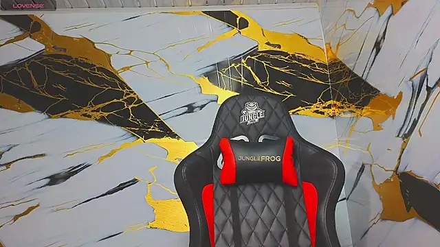 Suarezz10  online show from 11.08.25