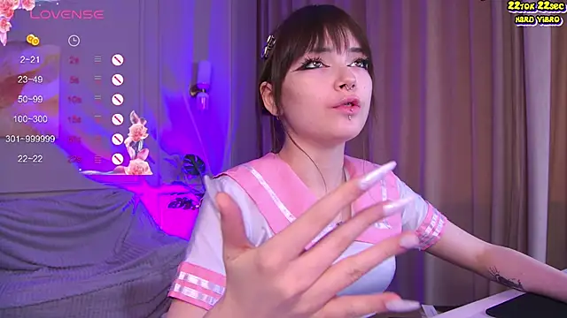 Snapshot of Lissssssa chatting on 12.02.25 Lissssssa online show from 12.02.25