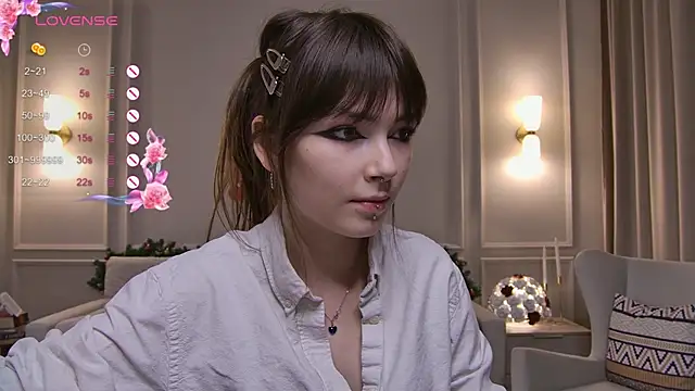 Snapshot of Lissssssa chatting on 12.18.25 Lissssssa online show from 12.18.25