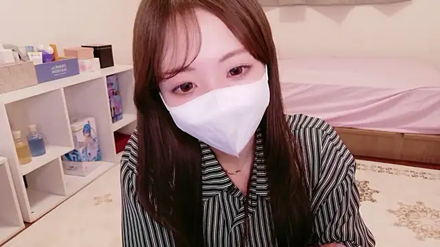-aotan- online show from 05.18.26