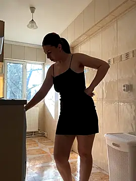 EdaQueen online show from 11.24.25