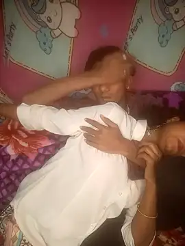 Snapshot of Freakingromance chatting on 02.14.26 Freakingromance online show from 02.14.26