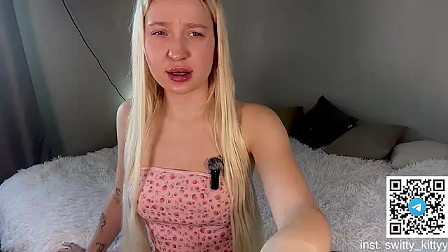 Snapshot of Jenny_AAA chatting on 11.08.25 Jenny AAA online show from 11.08.25