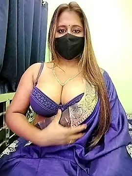 LoveLy-Soneya online show from 03.25.26