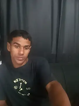 Snapshot of moreninhosafadinho21 chatting on 11.27.25 moreninhosafadinho21 online show from 11.27.25