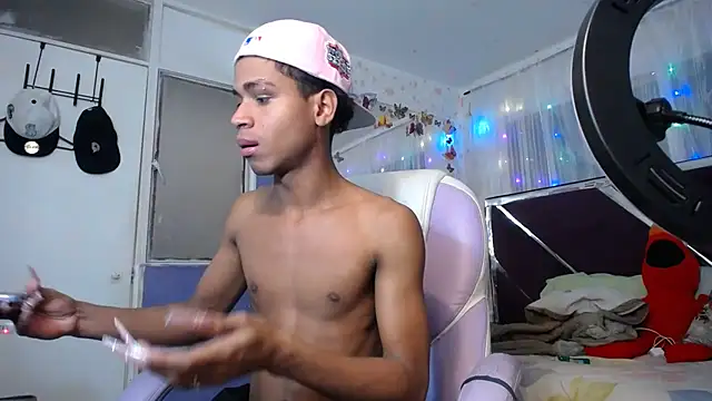 Santy bigcock 01 online show from 07.06.26