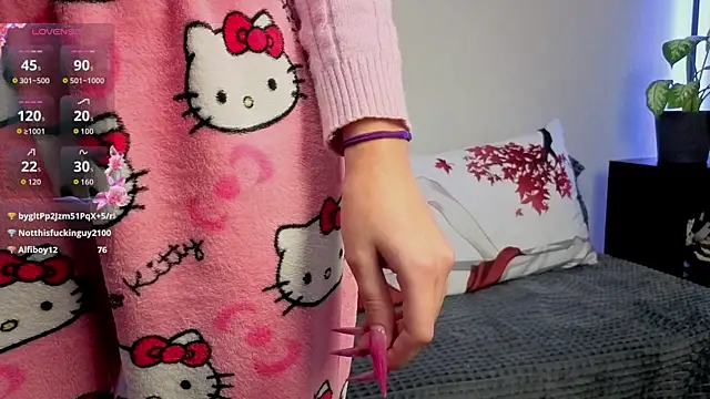 violetwluv online show from 11.20.25