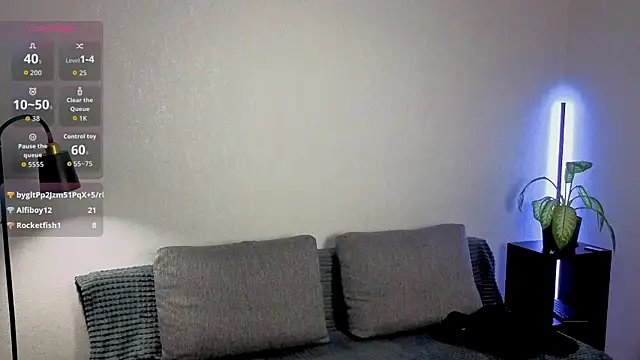 violetwluv online show from 01.11.26