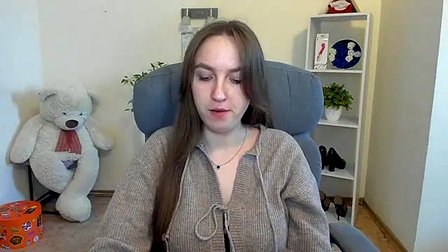 Nesie-Stoun online show from 11.18.25