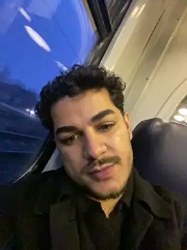 MorenoVelvet online show from 12.20.25