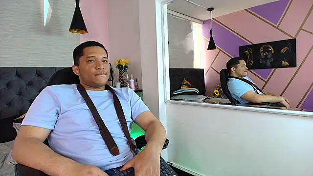 Kai santos  online show from 11.08.25