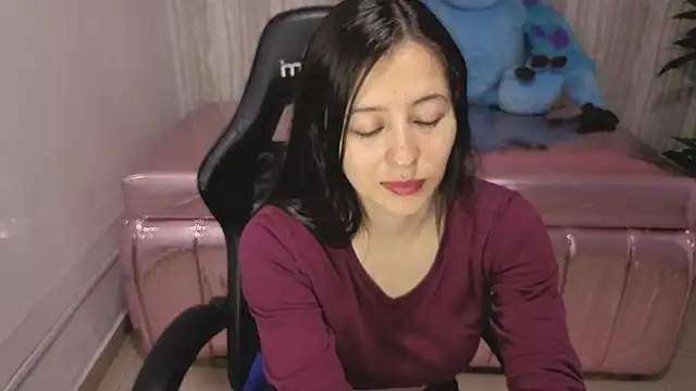 scarlett percy t online show from 02.13.26