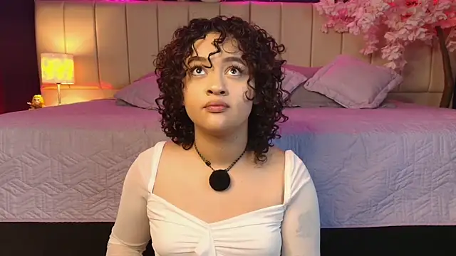  sarahRose online show from 04.12.26