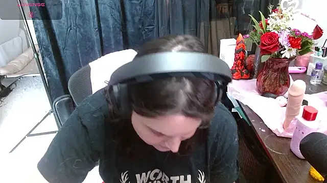 Snapshot of Salacious_Sage chatting on 02.15.26 Salacious Sage online show from 02.15.26