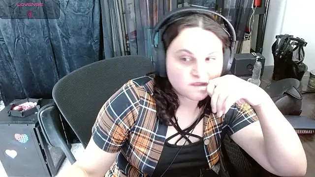 Snapshot of Salacious_Sage chatting on 02.21.26 Salacious Sage online show from 02.21.26