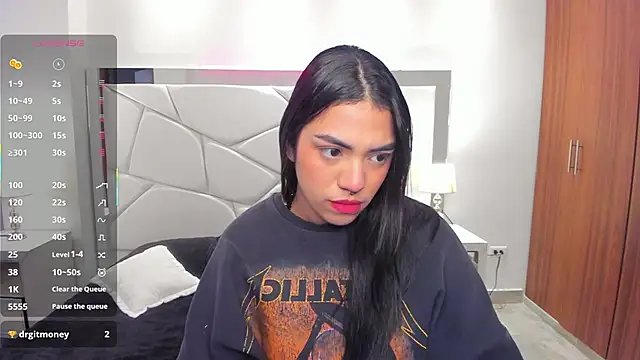 Snapshot of emma_connor1 chatting on 11.26.25 emma connor1 online show from 11.26.25