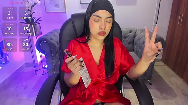 Snapshot of emma_connor1 chatting on 11.27.25 emma connor1 online show from 11.27.25