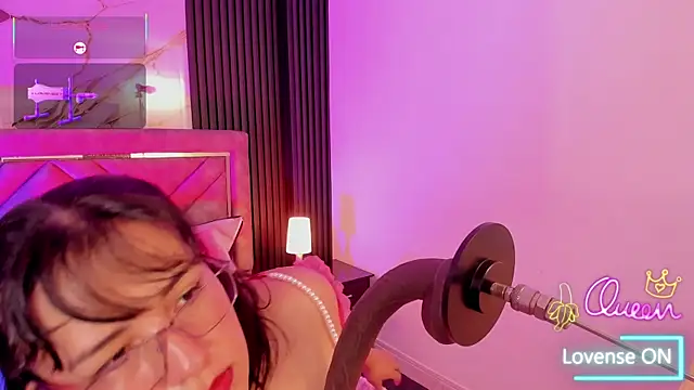 Lalalemoonds online show from 04.12.26