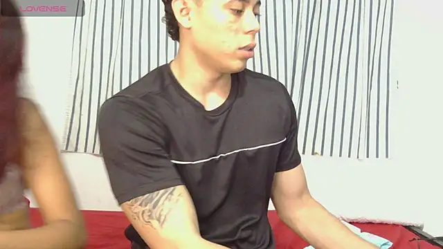 Snapshot of Rubiandnoah chatting on 11.29.25 Rubiandnoah online show from 11.29.25