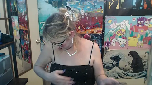 Savanah Banana  online show from 11.09.25