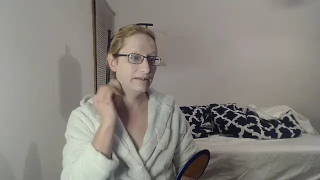 Savanah Banana  online show from 01.15.26