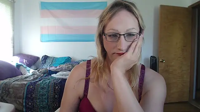 Snapshot of Savanah_Banana_ chatting on 06.05.26 Savanah Banana online show from 06.05.26