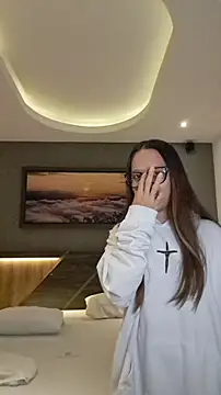 Lila Park online show from 12.03.25