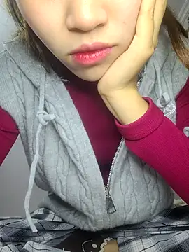 Snapshot of Liner_min chatting on 11.13.25 Liner min online show from 11.13.25