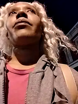 Snapshot of SITHANDRAH chatting on 03.06.26 SITHANDRAH online show from 03.06.26