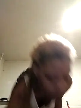 Snapshot of SITHANDRAH chatting on 03.23.26 SITHANDRAH online show from 03.23.26