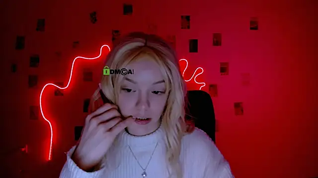 Snapshot of mia_starrr_ chatting on 02.08.26 mia starrr online show from 02.08.26