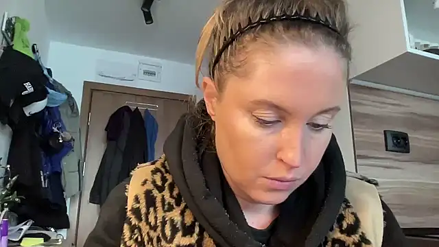 Ameli8 online show from 02.08.26