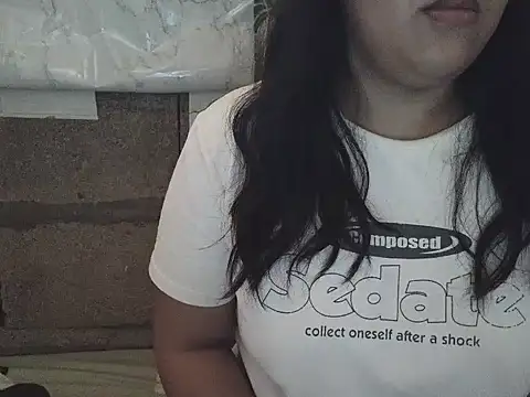 Snapshot of fluffy_raa chatting on 04.19.26 fluffy raa online show from 04.19.26