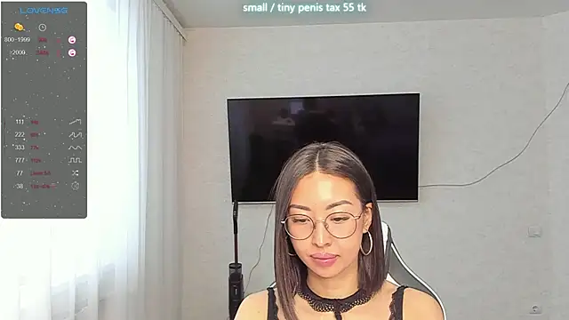 Snapshot of SofiaNour chatting on 02.20.25 SofiaNour online show from 02.20.25