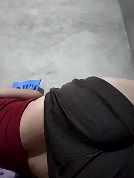 Snapshot of MINSSA502 chatting on 04.14.26 MINSSA502 online show from 04.14.26