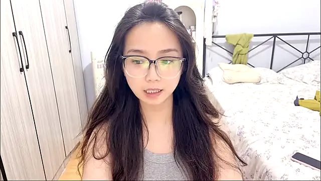 Hmm 0303 online show from 04.08.26