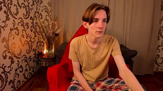 Snapshot of ted_lun chatting on 11.27.25 ted lun online show from 11.27.25