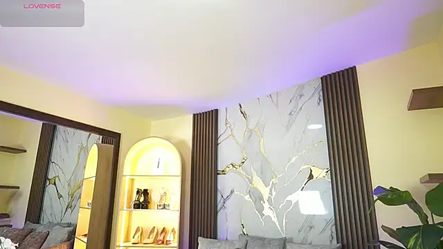 TessaaFox online show from 02.23.26