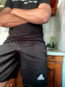 Maluma1995 online show from 01.11.26