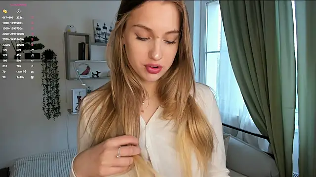 TawnyaVanschaick online show from 05.10.26