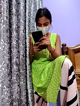 Student12th online show from 11.23.25