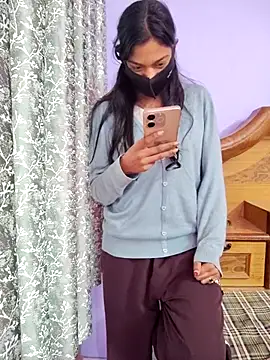 Student12th online show from 12.21.25