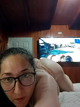 Snapshot of _sweetdelight_ chatting on 12.15.25 sweetdelight online show from 12.15.25