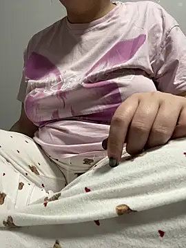 Elainaa online show from 12.17.25