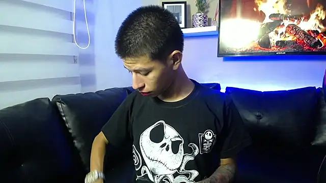 Tessachains 2  online show from 12.22.25