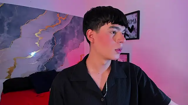 Isaac Kurtt online show from 12.03.25