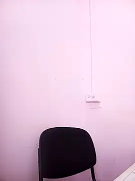 Snapshot of keilaJhonsom1 chatting on 11.13.25 keilaJhonsom1 online show from 11.13.25