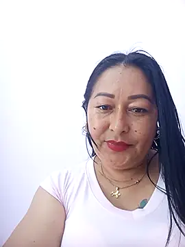 Snapshot of keilaJhonsom1 chatting on 12.01.25 keilaJhonsom1 online show from 12.01.25